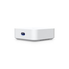 UBiQUiTi Vezetékes Router Gateway és Accesspoint TriBand, 1x2,5Gbit (LAN) + 1x10Gbit (WAN), WiFi7, Asztali - UX7 UX7 UBiQUiTi Vezetékes Router Gateway és Accesspoint TriBand, 1x2,5Gbit (LAN) + 1x10Gbit (WAN), WiFi7, Asztali - UX7 UX7