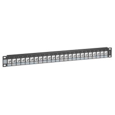 CONTEG f&ouml;ldelő 2U patch panel m&ouml;g&eacute;
