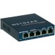 5 portos Gigabites RJ45 ethernet switch 1000 MBit/s Netgear GS105GE 5 portos Gigabites RJ45 ethernet switch 1000 MBit/s Netgear GS105GE